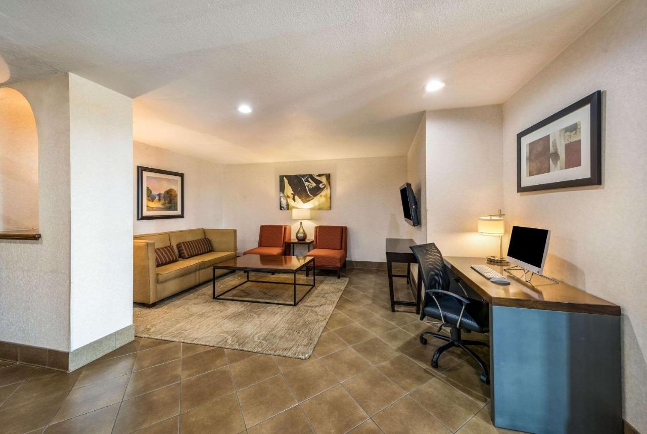 Quality Inn & Suites Garland - East Dallas Esterno foto