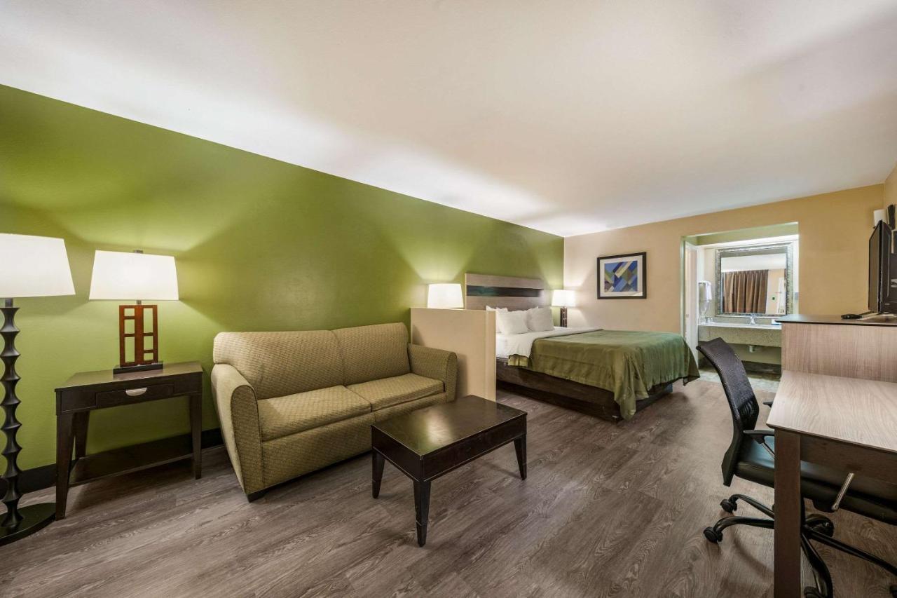 Quality Inn & Suites Garland - East Dallas Esterno foto
