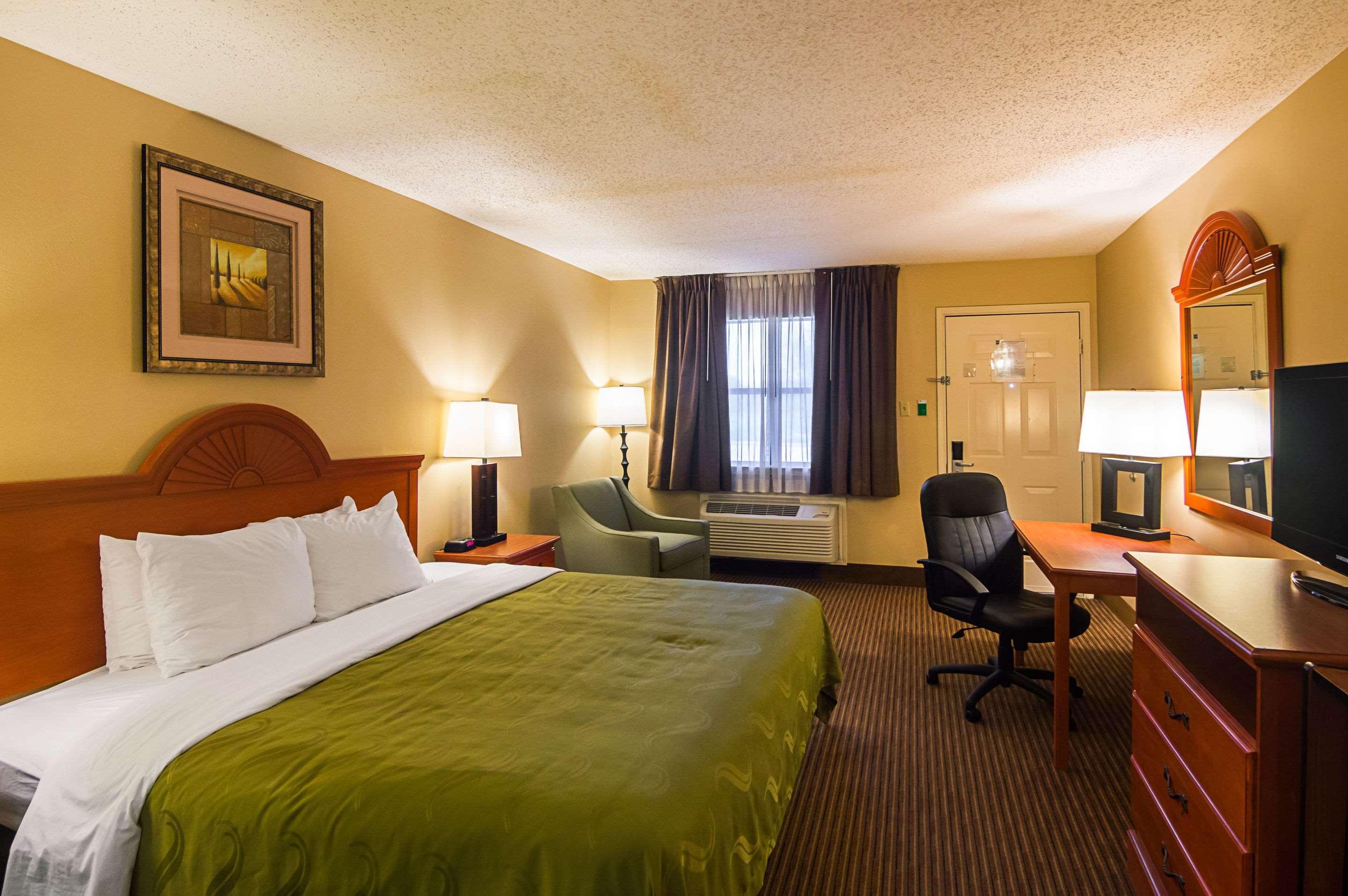 Quality Inn & Suites Garland - East Dallas Esterno foto