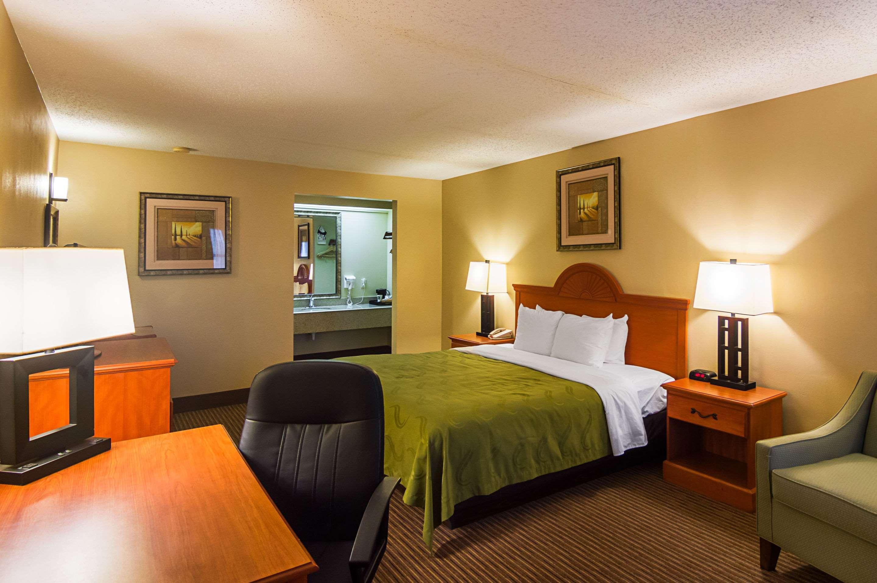 Quality Inn & Suites Garland - East Dallas Esterno foto
