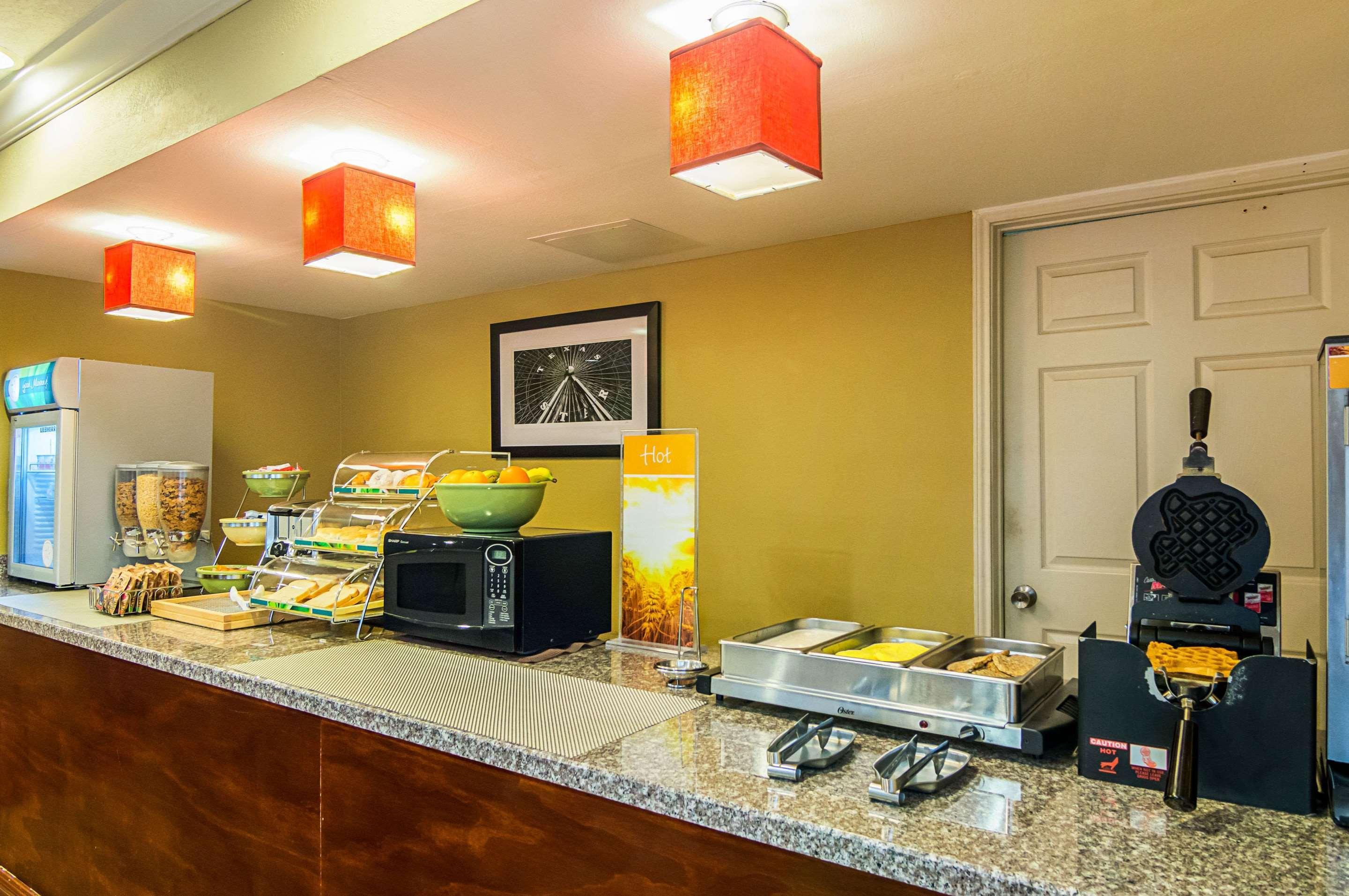 Quality Inn & Suites Garland - East Dallas Esterno foto